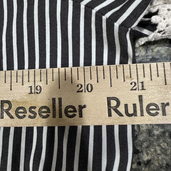 Chicos Shirt Womens 10 Gray White Stripe Button Front Lace Long Sleeve Blouse - Picture 6 of 8